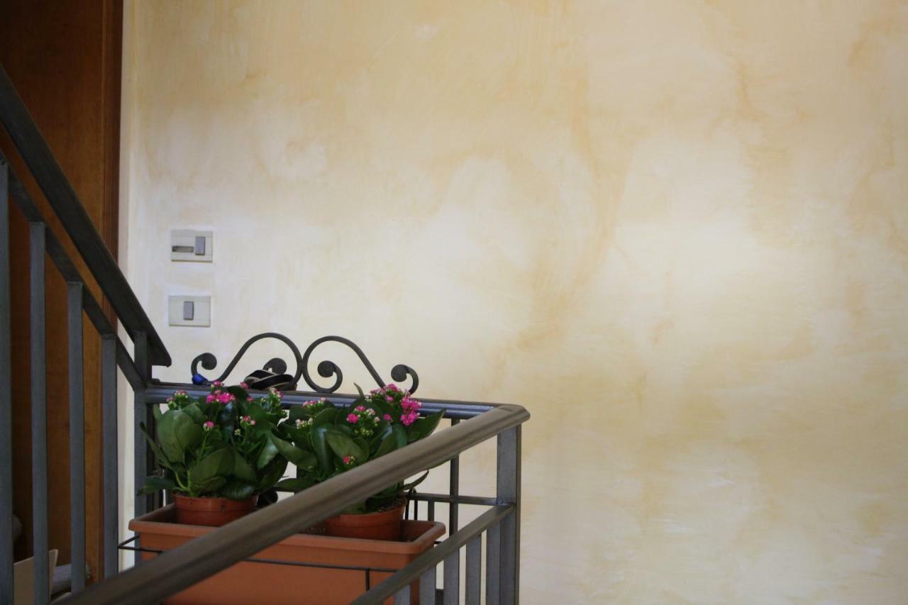 Easy Room Colle Val D'Elsa Exterior foto